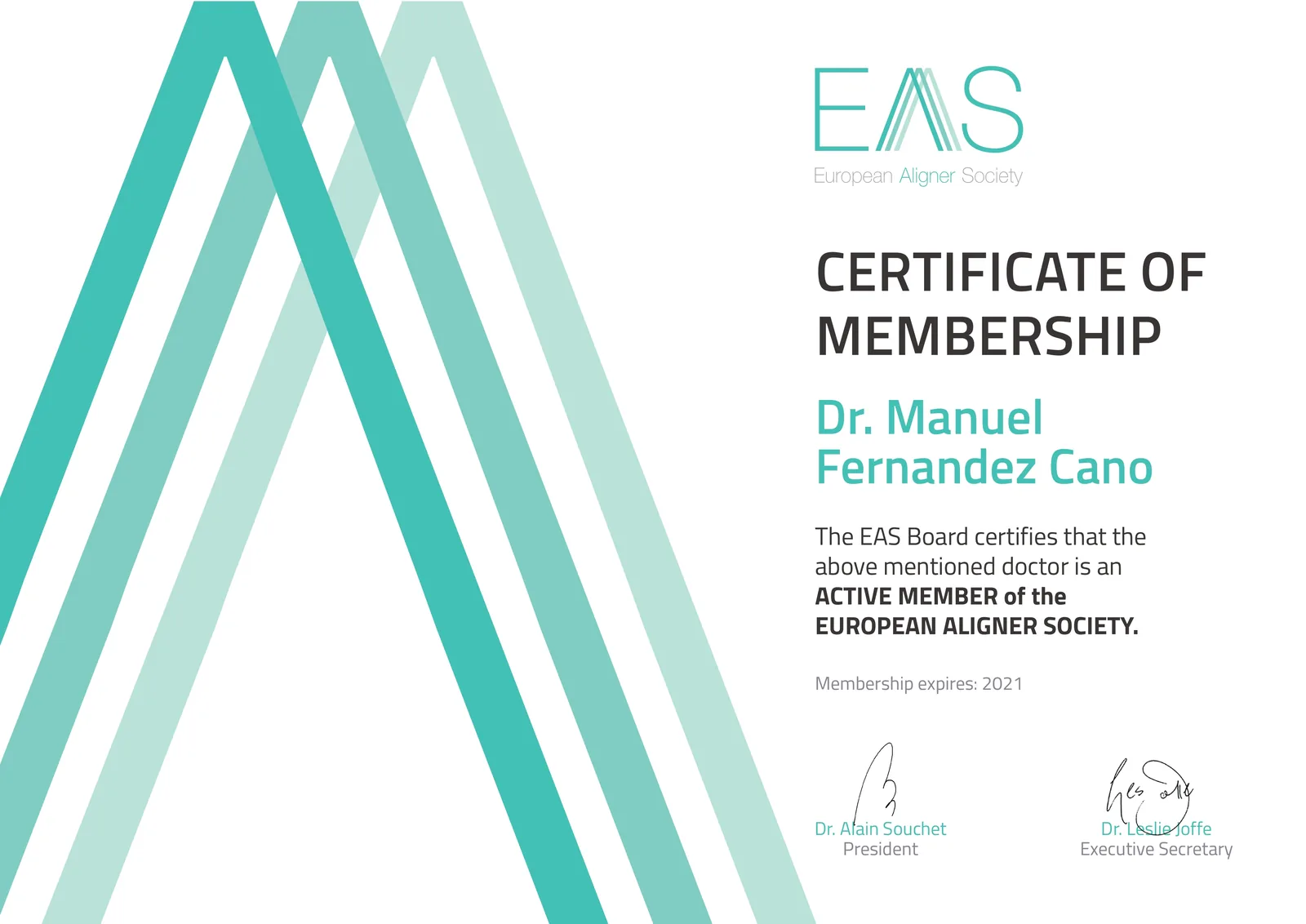 Miembro activo de la European Aligner Society (EAS), 2021